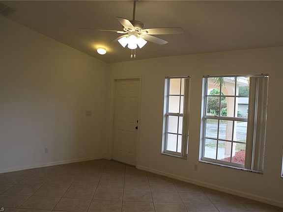 5th image of 633 SE 10th Pl