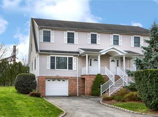 3 Briga Cir, Harrison, NY 10528