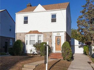11221 180th St, Jamaica, NY 11433