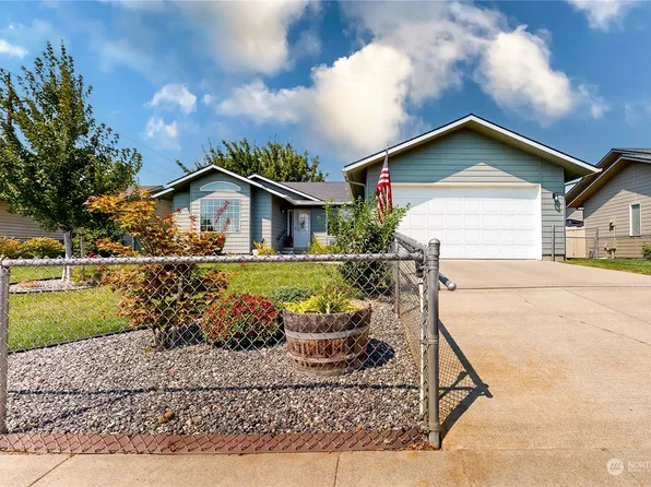 809 SE Tamarack Street, College Place, WA 99324