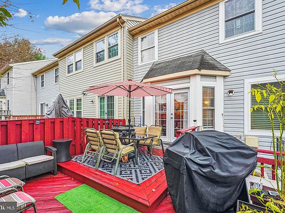 4th image of 12829 Carousel Ct