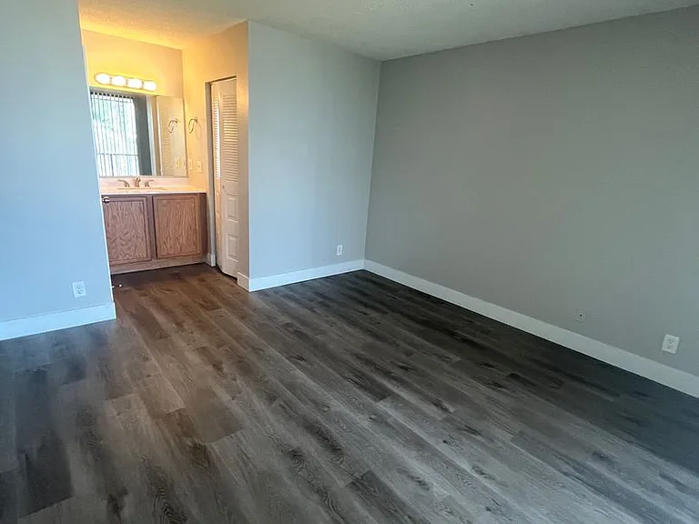 728 Executive Center Dr #211-5-211 — Photo 6