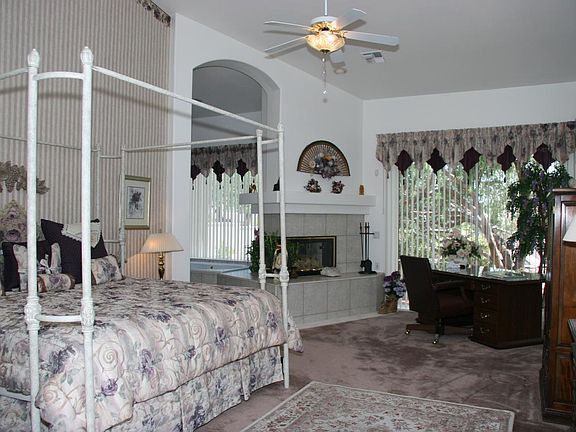 4th image of 10472 N 118TH Place