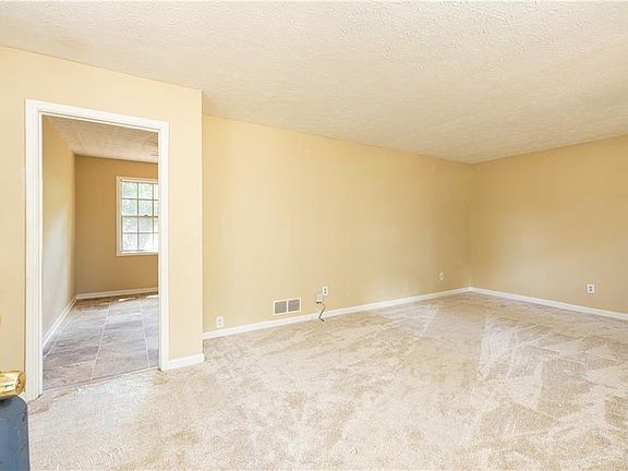 5th image of 1380 Dupree Rd