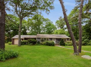 384 Holly Rd, South Kingstown, RI 02879
