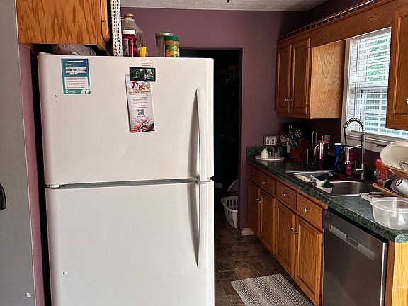 4th image of 112 Woodcrest Point