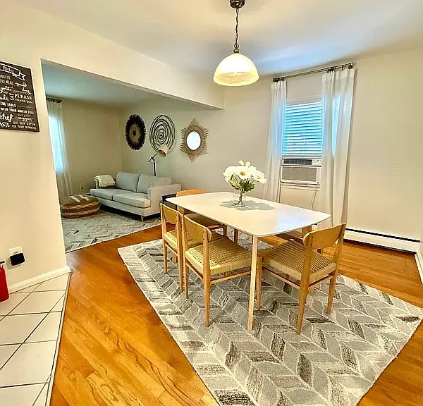 142-41 224th St #1 — Photo 3