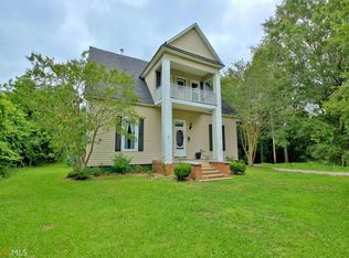 166 Hills Bridge Rd, Fayetteville, GA 30215