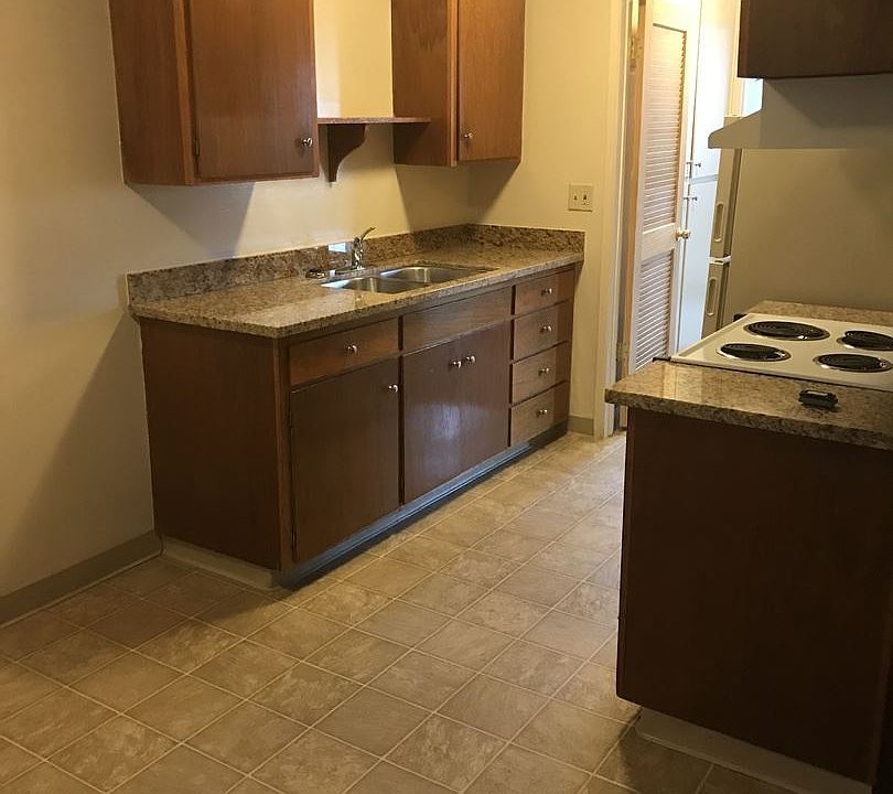 1st image of 1910 46th Ave APT 13