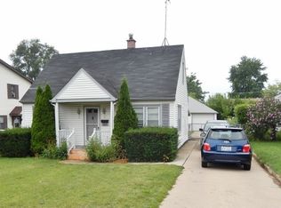 1514 Pine Grove Ave, Round Lake Beach, IL 60073