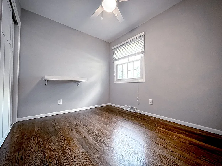202 S Walbridge Ave — Photo 6