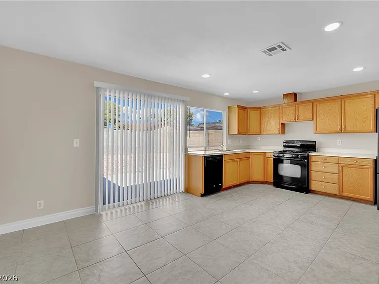 7156 Enterprise Dr — Photo 8
