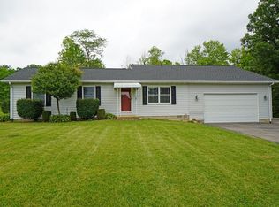 1516 Middleboro Rd, Oregonia, OH 45054