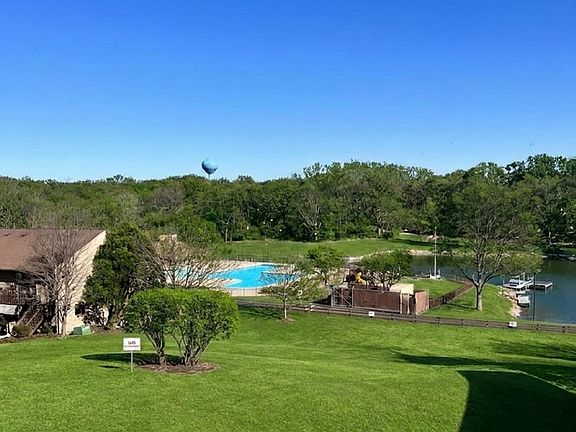 3rd image of 48 Oak Hill Colony APT 9