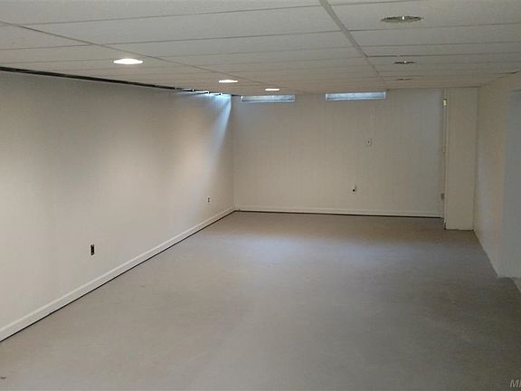 5th image of 23225 Joy St