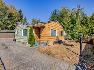 10049 19th Ave SW, Seattle, WA 98146