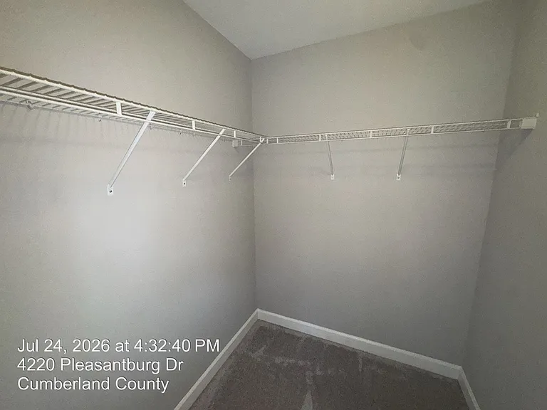 4220 Pleasantburg Dr — Photo 21