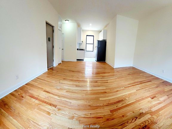 2nd image of 132-09 Maple Ave #31R
