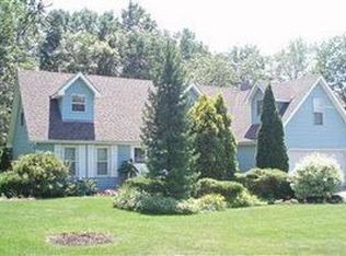 19 E Burwell Dr, Porter, IN