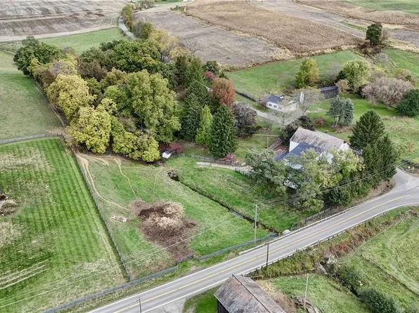10939 Bellway Ave SW, Beach City, OH 44608