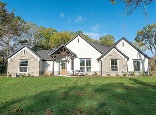 212 Clayton Xing, Springtown, TX 76082