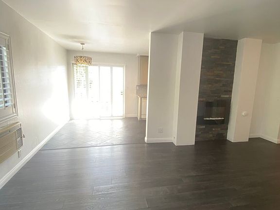 3rd image of 392 Coronado Ave #12578327