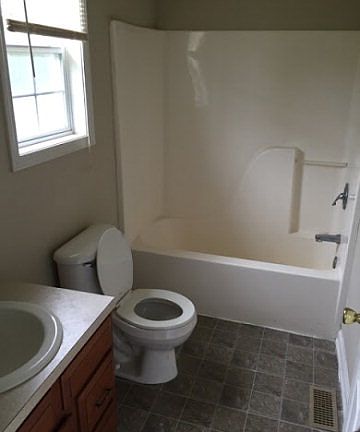 5th image of 5819 Sparrow Dr