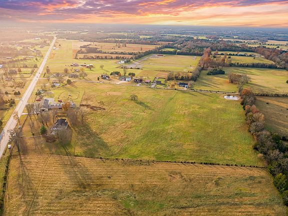 2nd image of 4785 Highway 41a N