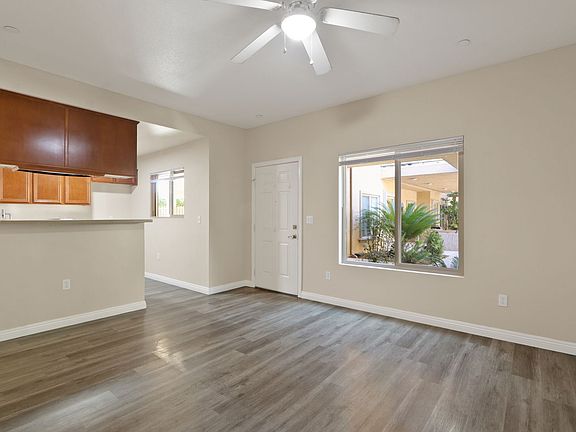3rd image of 1054 N Orange St APT 105