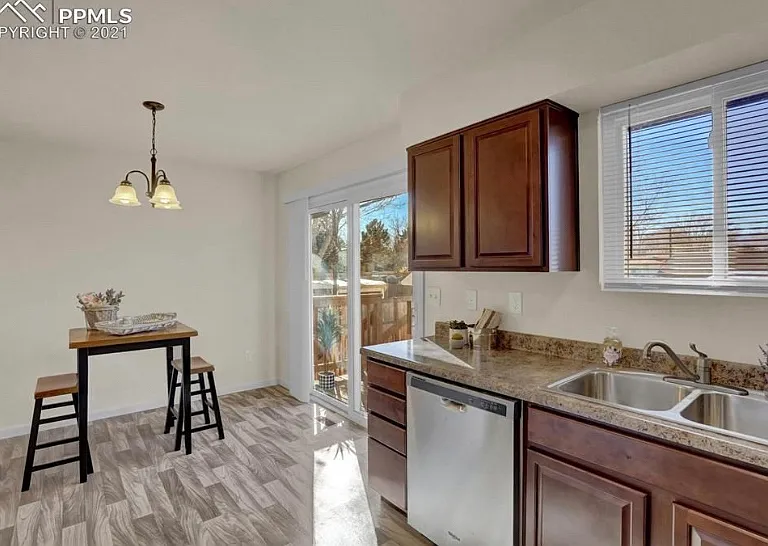 6620 Grand Valley Dr — Photo 6