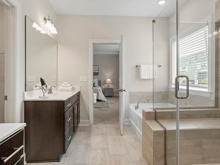 1829 Knights Crest Way — Photo 24