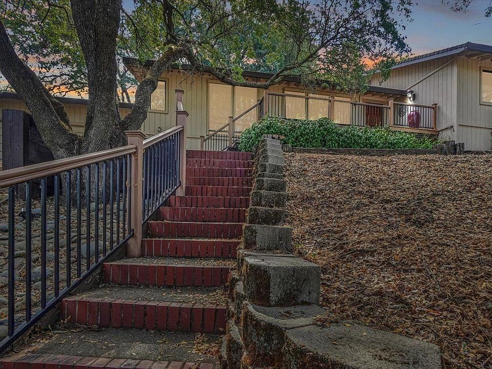 1st image of 9809 Blue Lake Dr