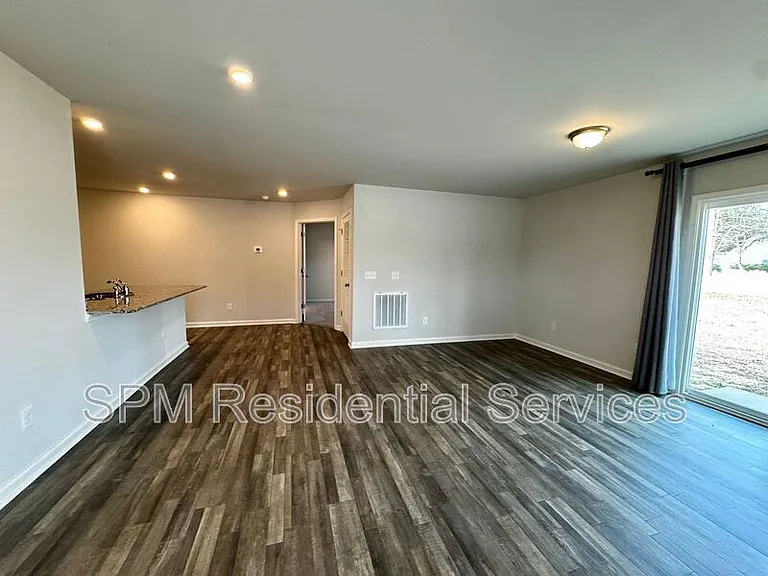 2161 Bayside Dr SW — Photo 14