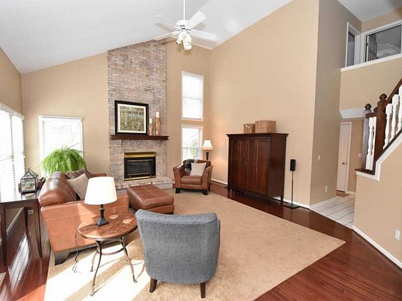 2nd image of 4546 Dunleary Dr