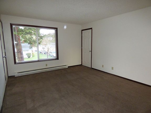 3rd image of 1190-1196 7th St NW #1192