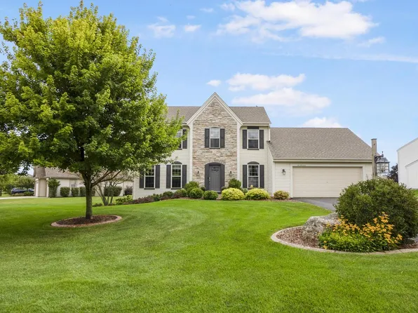 W234N7660 Grey Moss COURT, Sussex, WI 53089