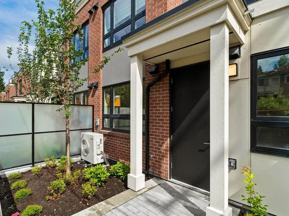 578 W 24th Ave #122, Vancouver, BC V5Z 2B4
