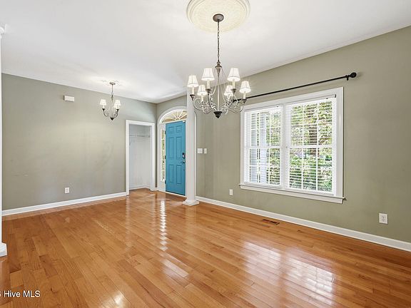 5th image of 104 Ferret Run Ln