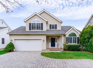 920 Allaire Rd, Spring Lake, NJ 07762