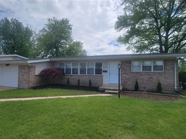 2490 Northridge Pl, Florissant, MO 63033