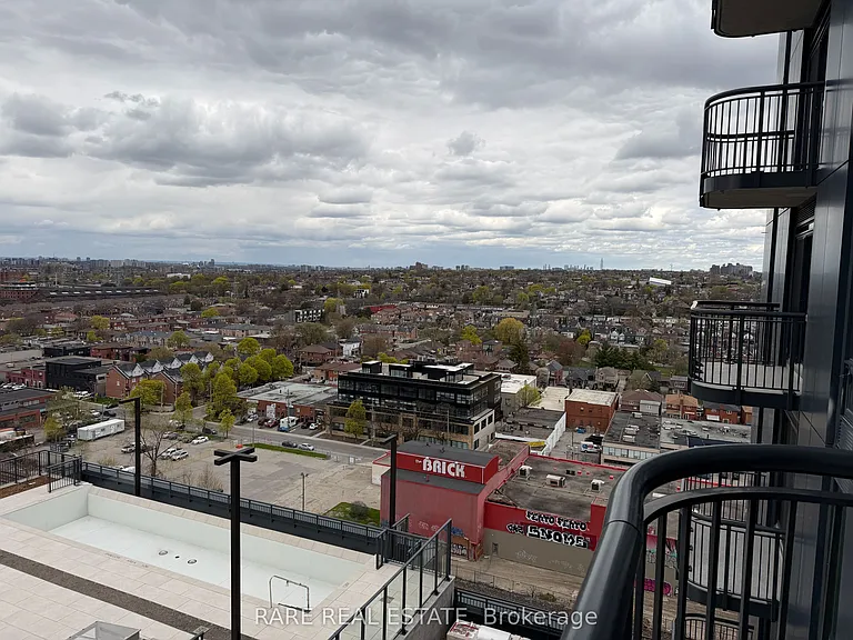 1185 Dupont St #1411 — Photo 8