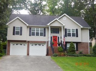 5105 Blarney Rd, Kingsport, TN 37664