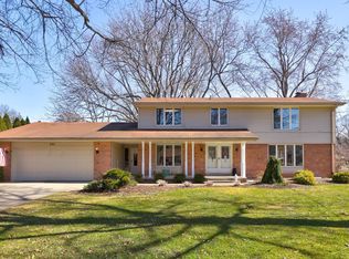 841 Foxboro Rd, Saginaw, MI 48638