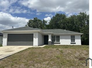 3008 29th St SW, Lehigh Acres, FL 33976