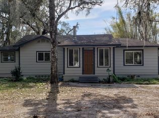 2218 E New York Ave, Deland, FL 32724
