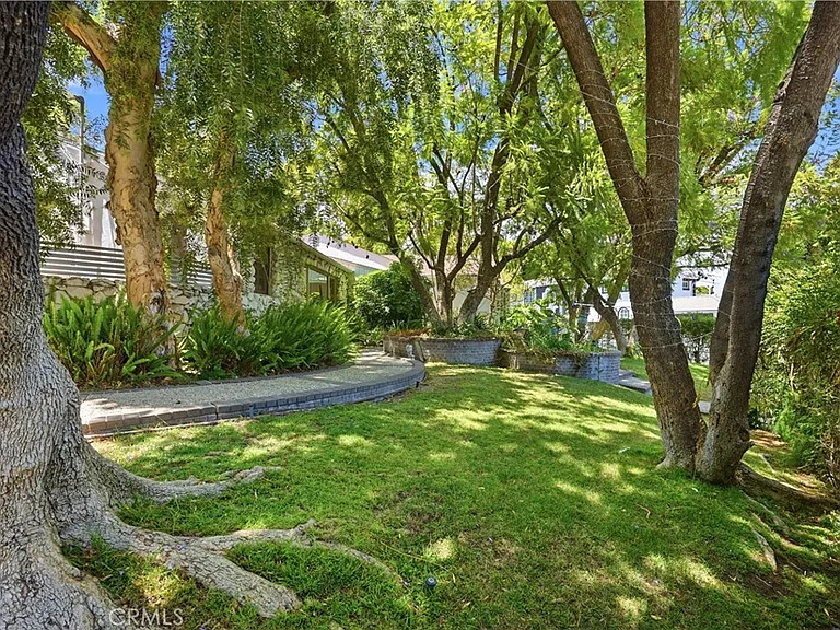 18000 Karen Dr — Photo 58
