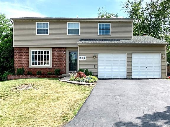 2nd image of 106 Wichendon Farm Cir