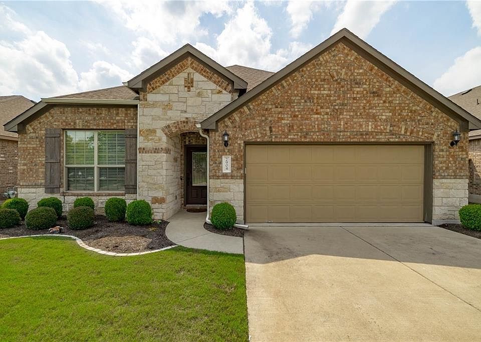 1st image of 2904 Salvador Ln