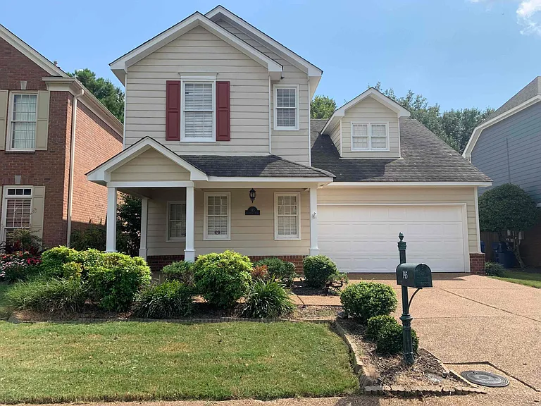 145 Riverwalk Pl — Photo 1