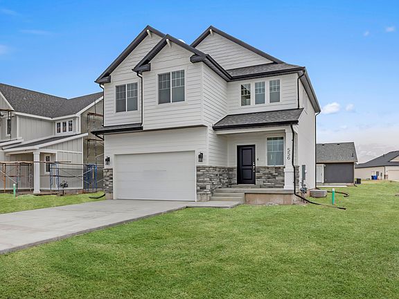 Finished home photos are representational images only. See sales agent for details.